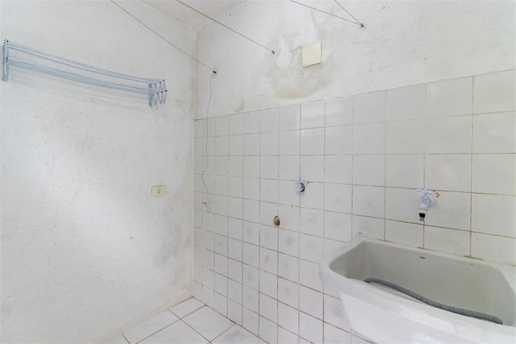 Sobrado à venda com 3 quartos, sendo 1 suíte, em Real Parque, São Paulo, SP