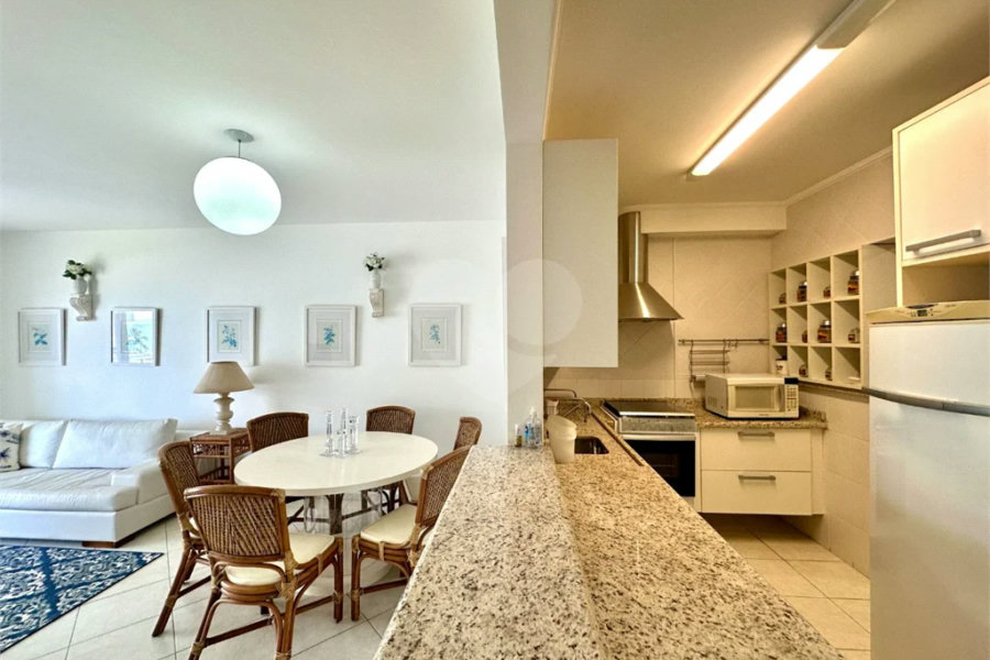 Apartamento à venda com 3 quartos, sendo 1 suíte, em Riviera de São Lourenço, Bertioga, SP