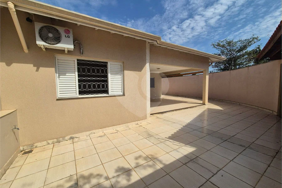 Casa à venda com 4 quartos, sendo 1 suíte,  em Jardim Brasília, Piracicaba, SP
