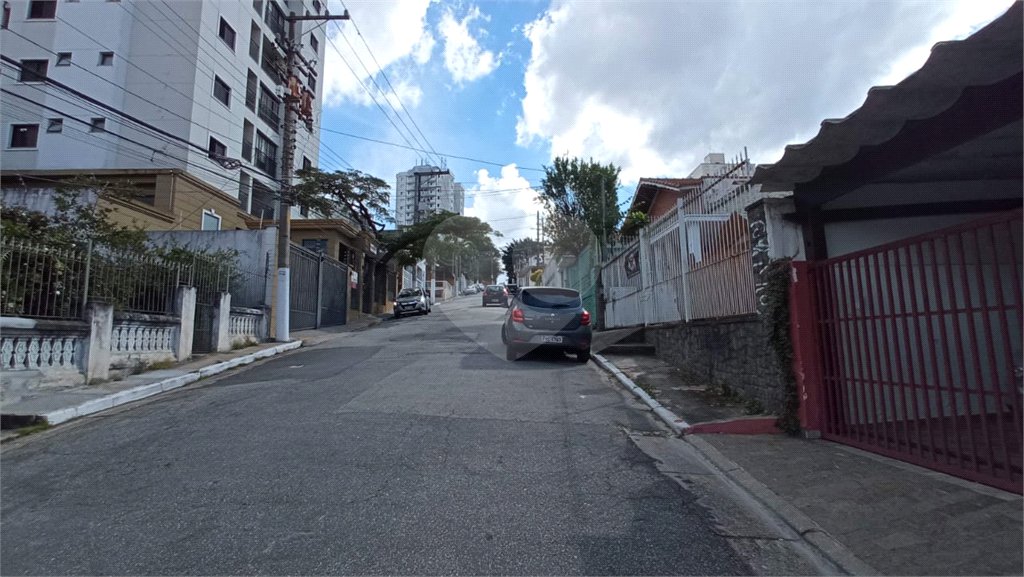 Sobrado à venda com 3 quartos, sendo 1 suíte, em Vila Paulicéia, São Paulo, SP