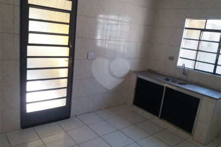 Casa à venda com 3 quartos em Jardim Vila Rosa, Valinhos, SP