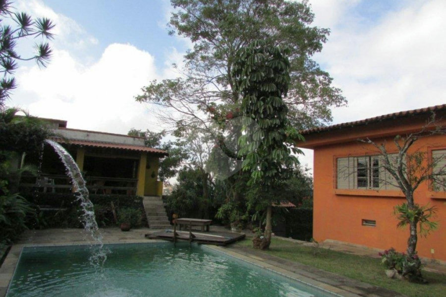 Casa Térrea à venda com 3 quartos, sendo 1 suíte,  no condomínio Travessa Nicolas Jancu,52, São Paulo - SP