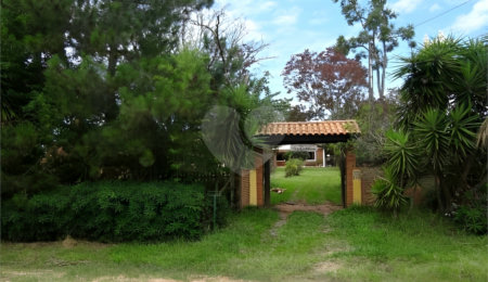 Chácara à venda com 3 quartos, sendo 1 suíte,  em Morada do Sol, Sarapuí, SP