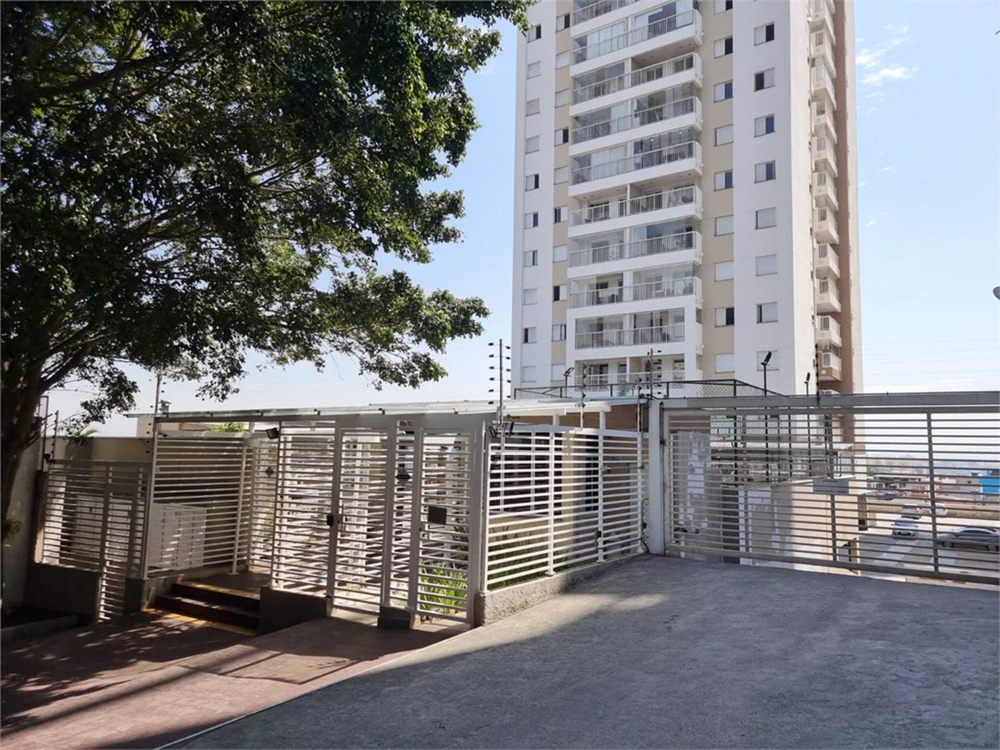 Apartamento à venda ou para alugar com 1 suíte em Fazenda Morumbi, São Paulo, SP