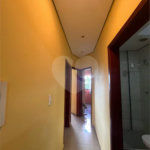 Casa ampla no bairro Terra Rica com 3 pavimentos e excelente estrutura.