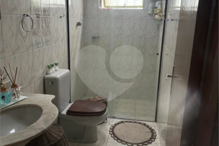 Casa à venda com 3 quartos, sendo 1 suíte, em Vila Romão, Salto, SP