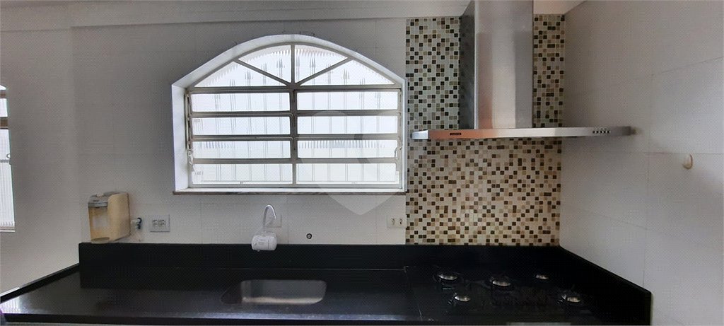 Sobrado à venda com 3 quartos, sendo 1 suíte, em Vila Firmiano Pinto, São Paulo, SP