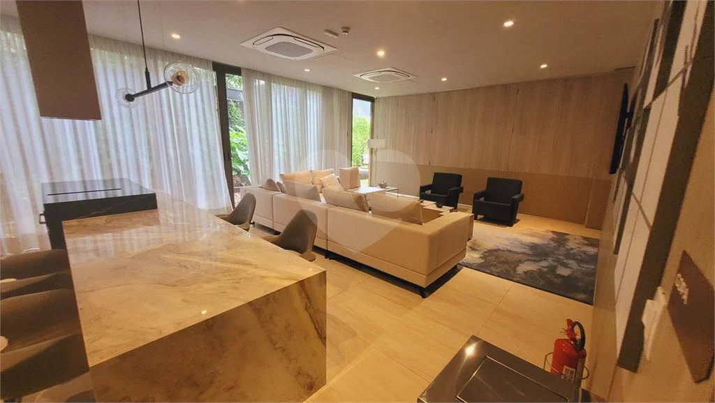 Studio sofisticado, totalmente mobiliado e pronto para morar