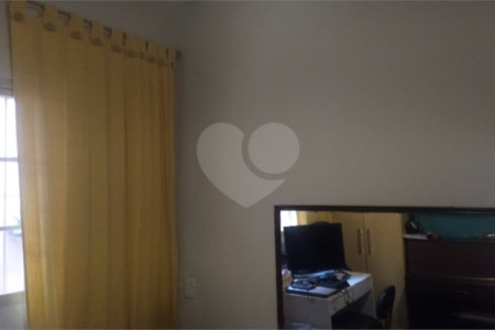 Bela casa No Santa Paula com um salão Comercial na frente.