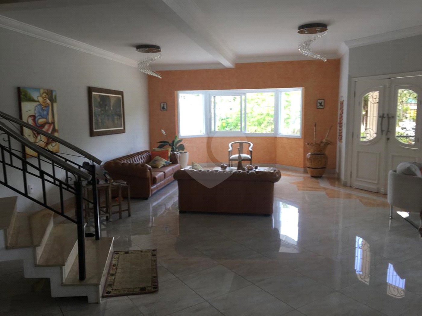 Casa à venda com 3 suítes no condomínio Aruã, Mogi das Cruzes - SP