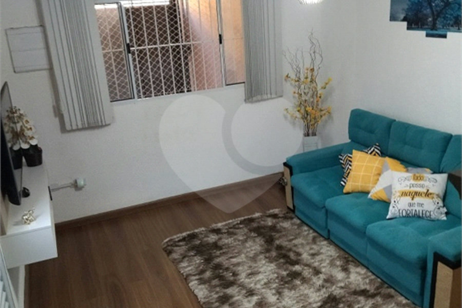 Sobrado à venda com 3 quartos em Artur Alvim, São Paulo, SP