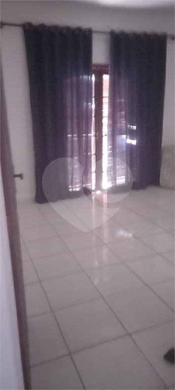 Sobrado à venda com 8 quartos, sendo 2 suítes,  em Vila Suissa, Mogi das Cruzes, SP
