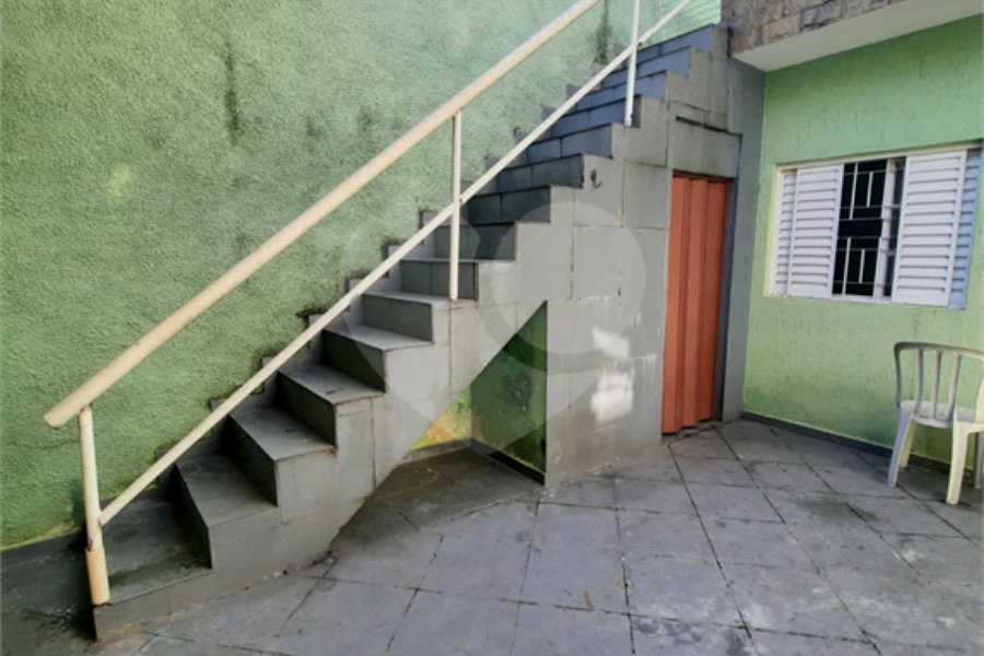 Sobrado à venda com 3 quartos em Jardim Virginia Bianca, São Paulo, SP