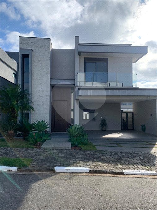 Casa para alugar com 3 suítes no condomínio Mosaico Essence, Mogi das Cruzes - SP