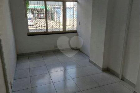 Sobrado à venda com 2 quartos, sendo 1 suíte, em Tucuruvi, São Paulo, SP