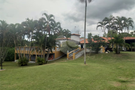 Casa à venda com 4 suítes no condomínio Piccolo Paese, Salto - SP