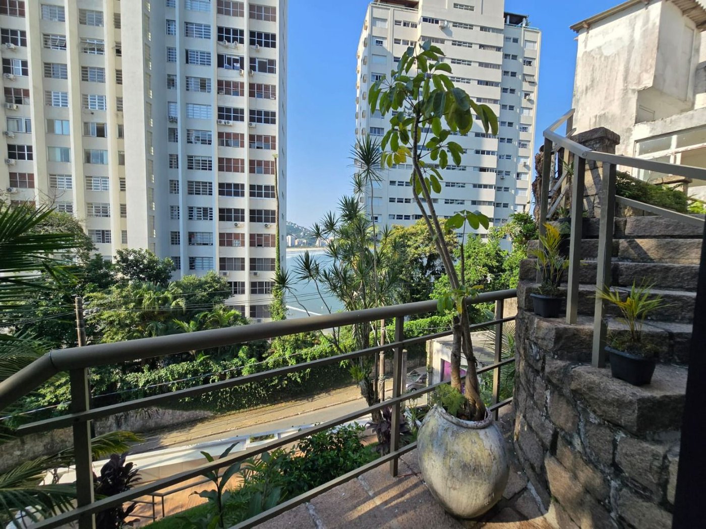 Casa com 6 dormitórios à venda, 650 m² por R$ 3.700.000,00 - Ilha Porchat - São Vicente/SP
