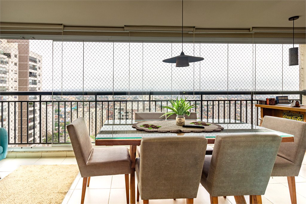 Apartamento à venda com 3 suítes em Parque Reboucas, São Paulo, SP