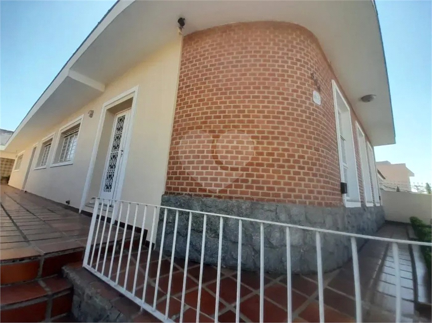Casa à venda com 3 quartos, sendo 2 suítes,  em Vila Jardini, Sorocaba, SP