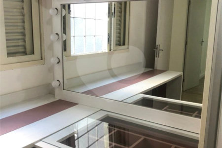 Casa de Vila à venda com 3 quartos, sendo 1 suíte, em Dic V (conjunto Habitacional Chico Mendes), Campinas, SP