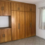 Casa à venda com 4 suítes no condomínio Vila das Emboabas, São Paulo - SP