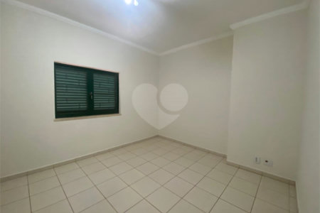 Casa à venda com 3 quartos em Jardim do Carmo, Araraquara, SP