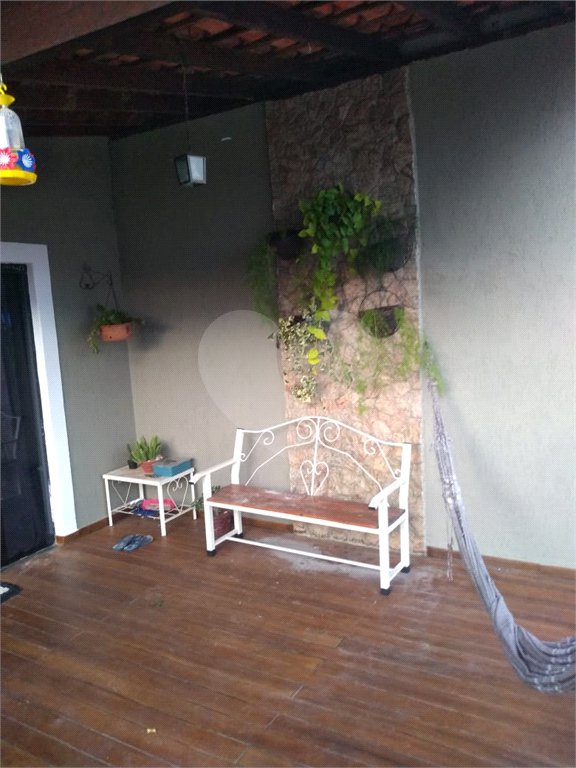 Casa à venda com 2 quartos, sendo 1 suíte,  em Jardim São Matheus, Votorantim, SP