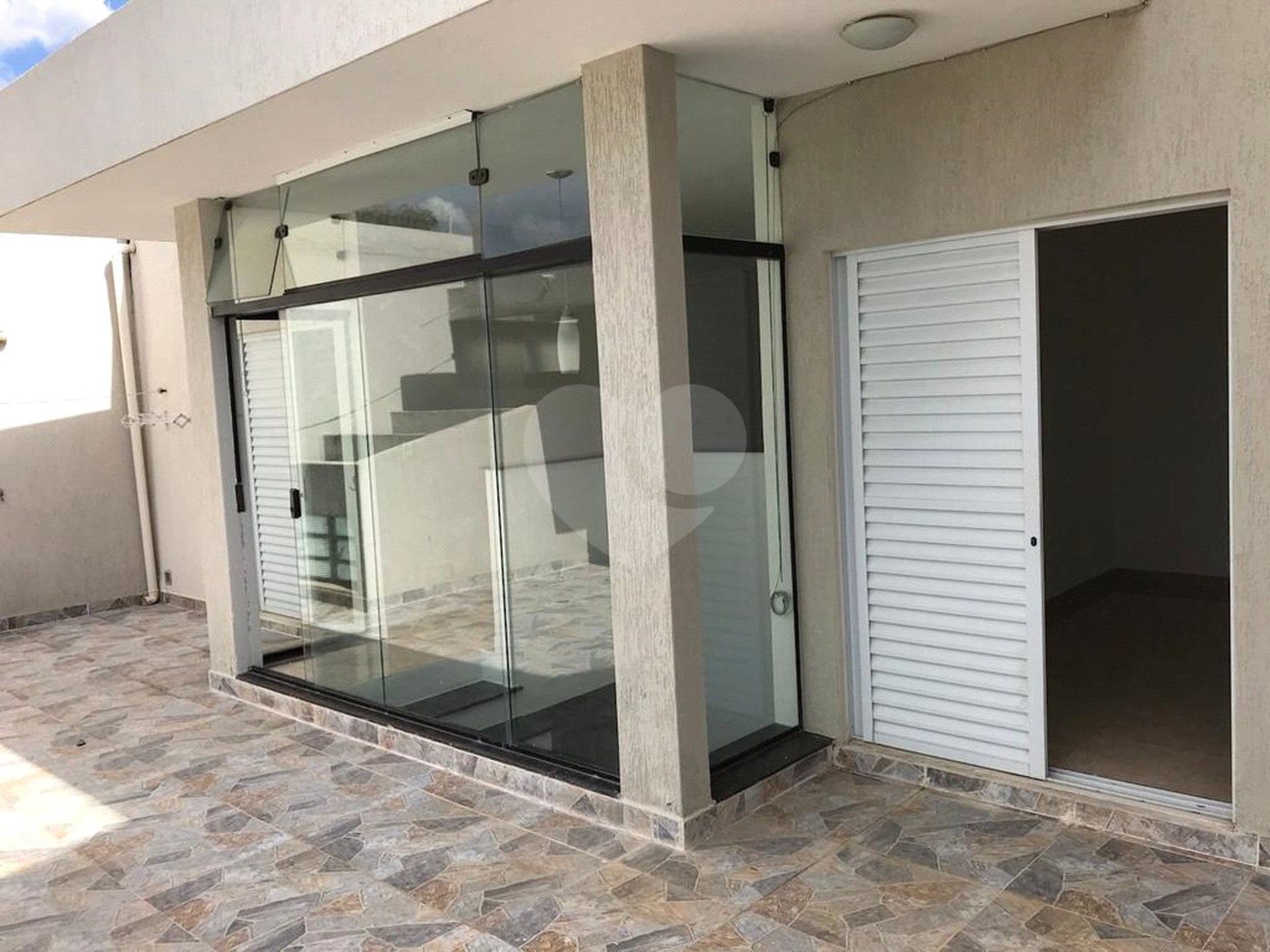 Sobrado à venda com 3 quartos, sendo 1 suíte,  em Jardim Chapadão, Campinas, SP