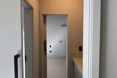 Casa à venda com 4 quartos, sendo 2 suítes, no condomínio Residencial Damha Belvedere, Presidente Prudente - SP