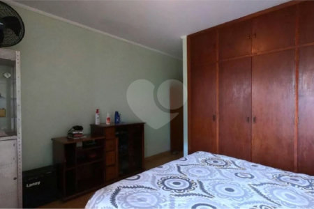 Casa à venda com 3 suítes em Jardim Namba, São Paulo, SP
