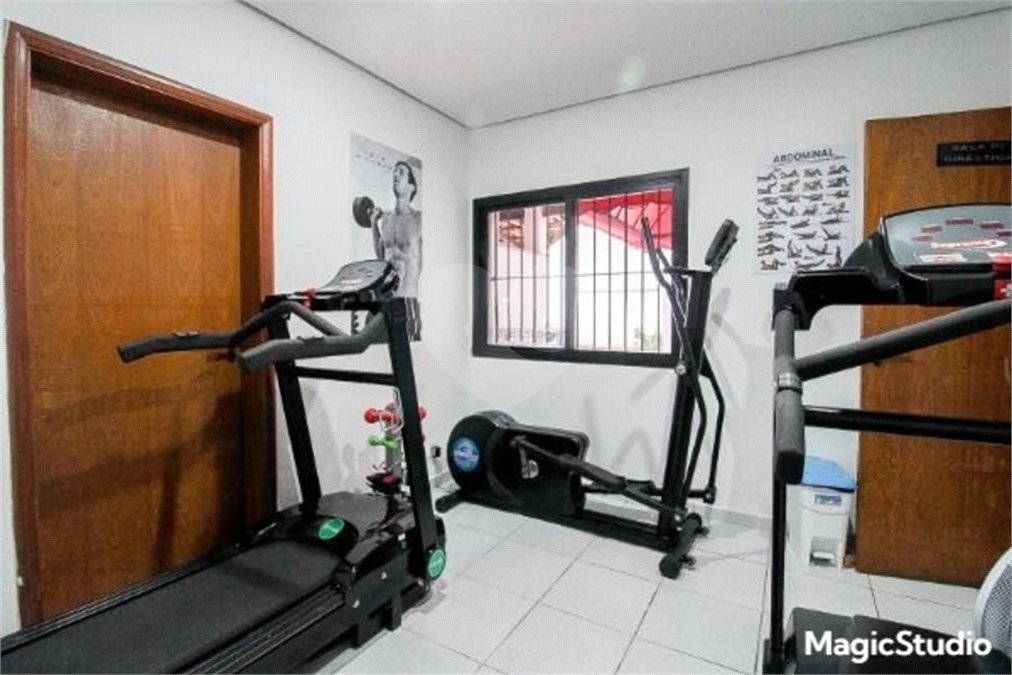 Apartamento com 150m², 3 dormitórios, sendo 1 suíte, 3 vagas de garagem, à venda no Tatuapé.
