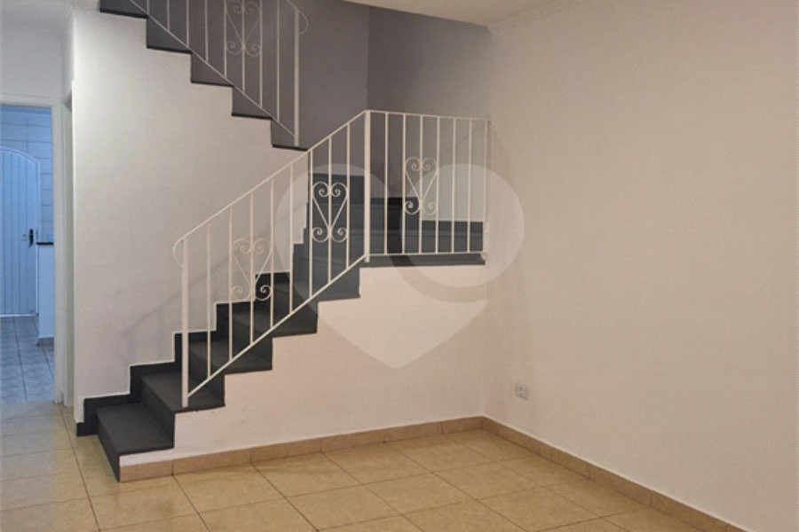 Sobrado à venda com 2 quartos em Vila Nova Cachoeirinha, São Paulo, SP