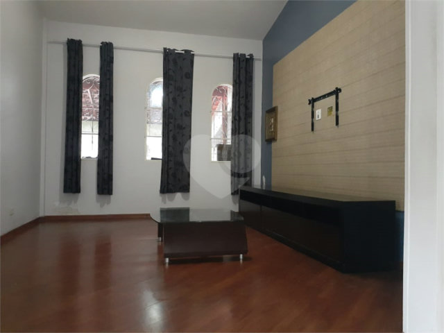 Sobrado à venda com 4 quartos, sendo 2 suítes,  em Tremembé, São Paulo, SP