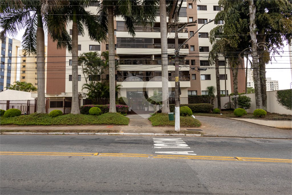 Apartamento à venda com 4 quartos, sendo 3 suítes, em VILA SÔNIA, São Paulo, SP