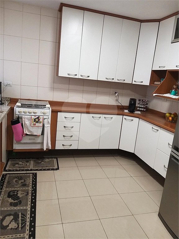 Sobrado à venda com 3 quartos, sendo 1 suíte, em Vila Paulista, São Paulo, SP
