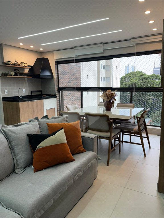 Apartamento à venda com 3 suítes em Vila Assunção, Santo André, SP