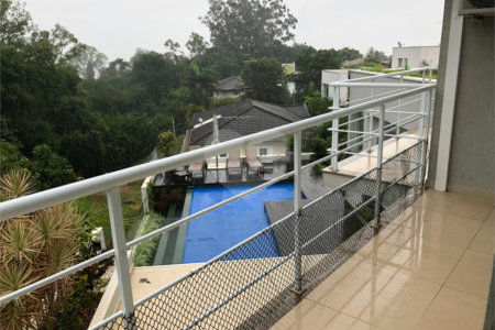 Casa à venda com 3 quartos, sendo 1 suíte, no condomínio Alpes de Vinhedo, Vinhedo - SP