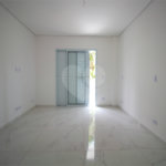 Apartamento à venda com 3 quartos, sendo 1 suíte,  em Jardim Flórida, São Roque, SP