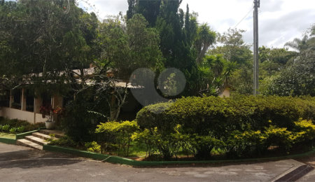 Casa à venda com 5 quartos, sendo 1 suíte,  em Serra da Cantareira, Mairiporã, SP