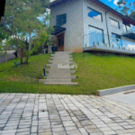 Casa à venda com 4 suítes no condomínio Portal Ouro Verde, Atibaia - SP