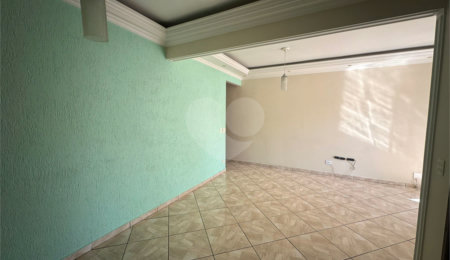 Apartamento à venda com 2 quartos, sendo 1 suíte,  em Camargos, Guarulhos, SP