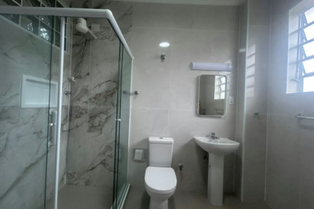 Casa com 2 dormitórios para alugar, 120 m² por R$ 5.000,00/mês - Encruzilhada - Santos/SP
