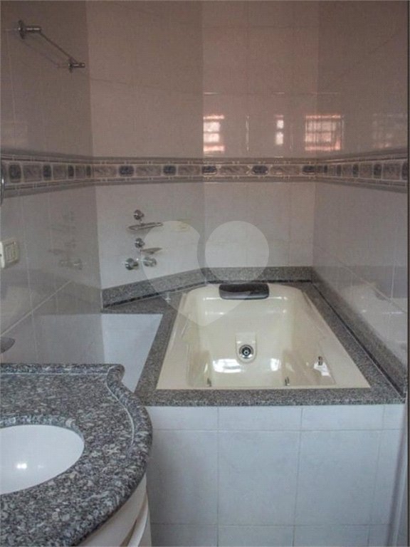 Sobrado à venda com 4 suítes em Barro Branco (zona Norte), São Paulo, SP