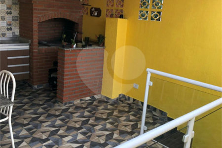 Casa à venda com 3 quartos, sendo 1 suíte,  em Vila Amélia, Poá, SP