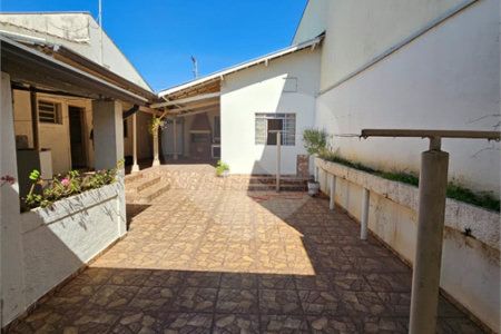 Casa à venda ou para alugar com 5 quartos, sendo 1 suíte, no Centro, Salto, SP