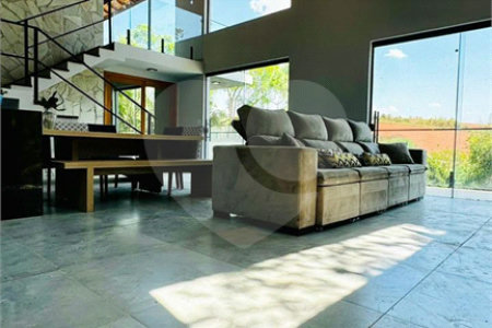 Casa à venda com 4 suítes no condomínio Associação Portal Ouro Verde, Atibaia - SP
