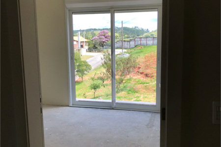 Casa à venda no condomínio Aruã, Mogi das Cruzes - SP