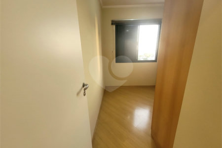 Apartamento para alugar com 3 quartos, sendo 1 suíte,  em Vila Hamburguesa, São Paulo, SP