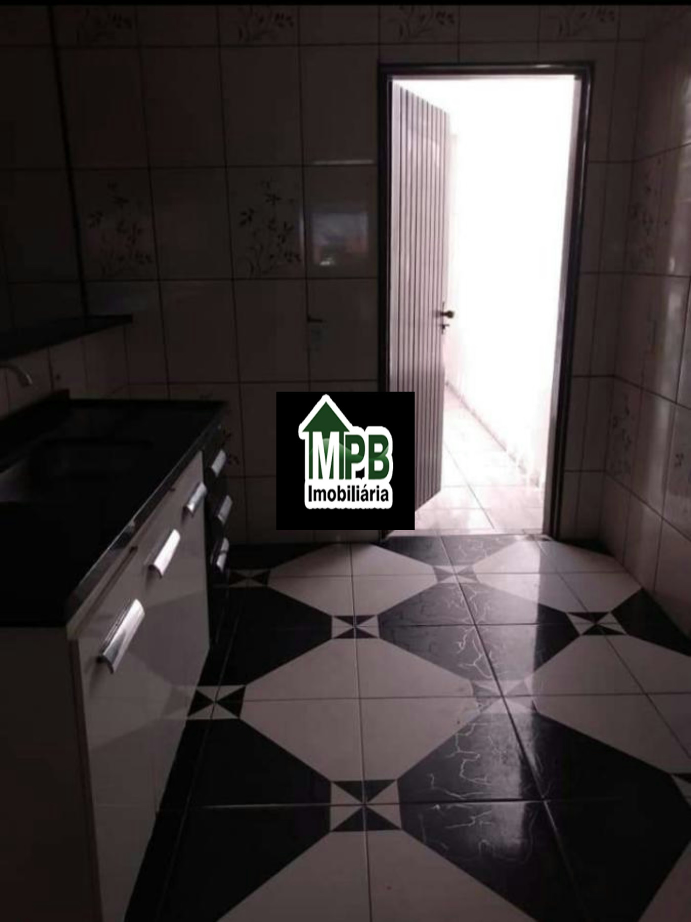 Sobrado à venda com 4 quartos, sendo 1 suíte, em Jardim Santa Cecilia, Sorocaba, SP