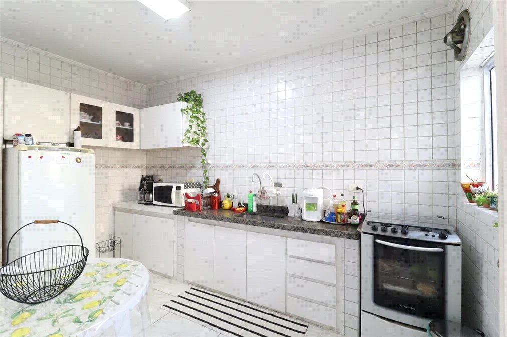 Casa à venda com 3 quartos, sendo 1 suíte,  em Vila Medeiros, São Paulo, SP